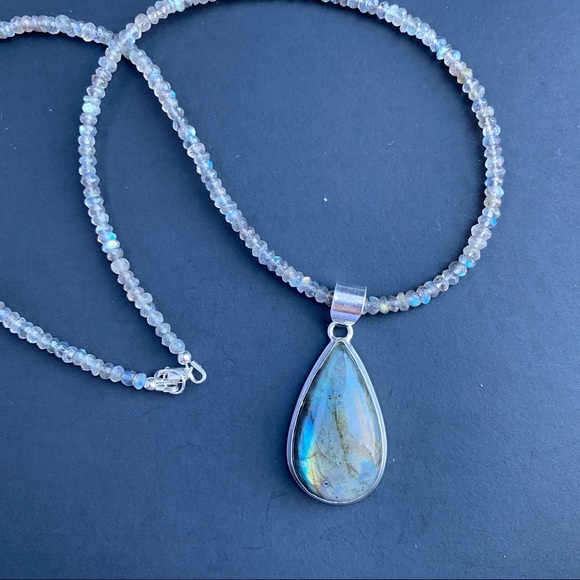 Lamora Jewelry - Labradorite Gemstone Sterling Silver Necklace